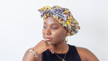 Load image into Gallery viewer, Satin Hair bonnet- Regular size- 3 prints