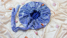 Load image into Gallery viewer, Satin Hair bonnet- Regular size- 3 prints