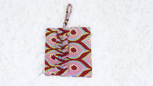 Load image into Gallery viewer, Zipper pouch- African Wax Print- 5 prints
